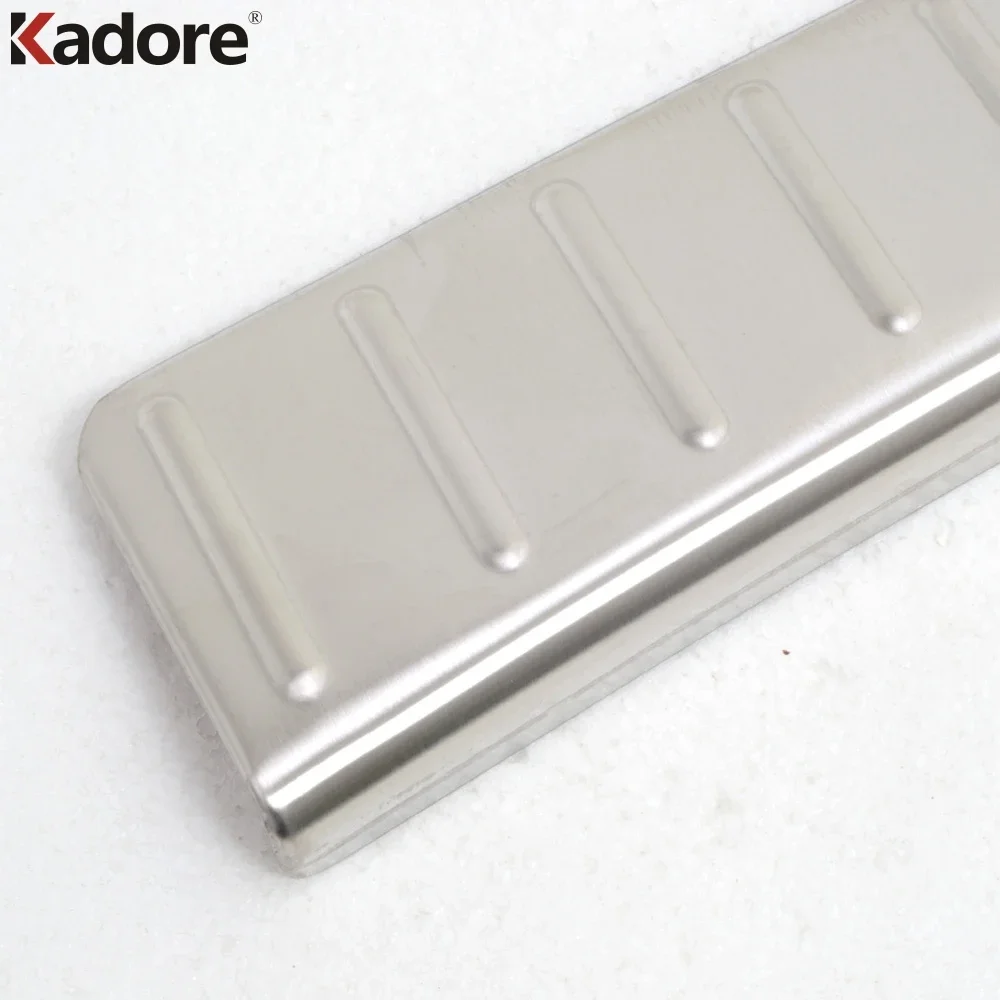 Rear Trunk Bumper Cover Trim F - Bumper Plate 10Kg recension och pris